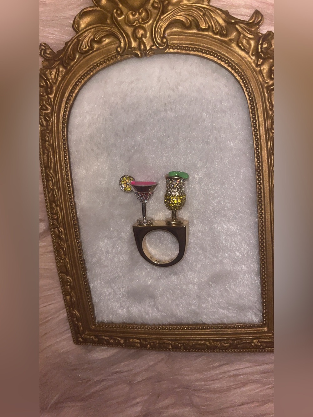 Betsey Johnson Island Drinks Ring - Picture 5 of 6